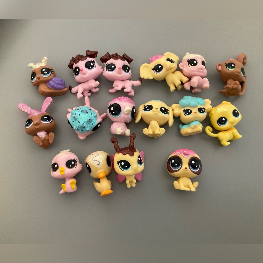 LPS Frosting Frenzy Lot of 16